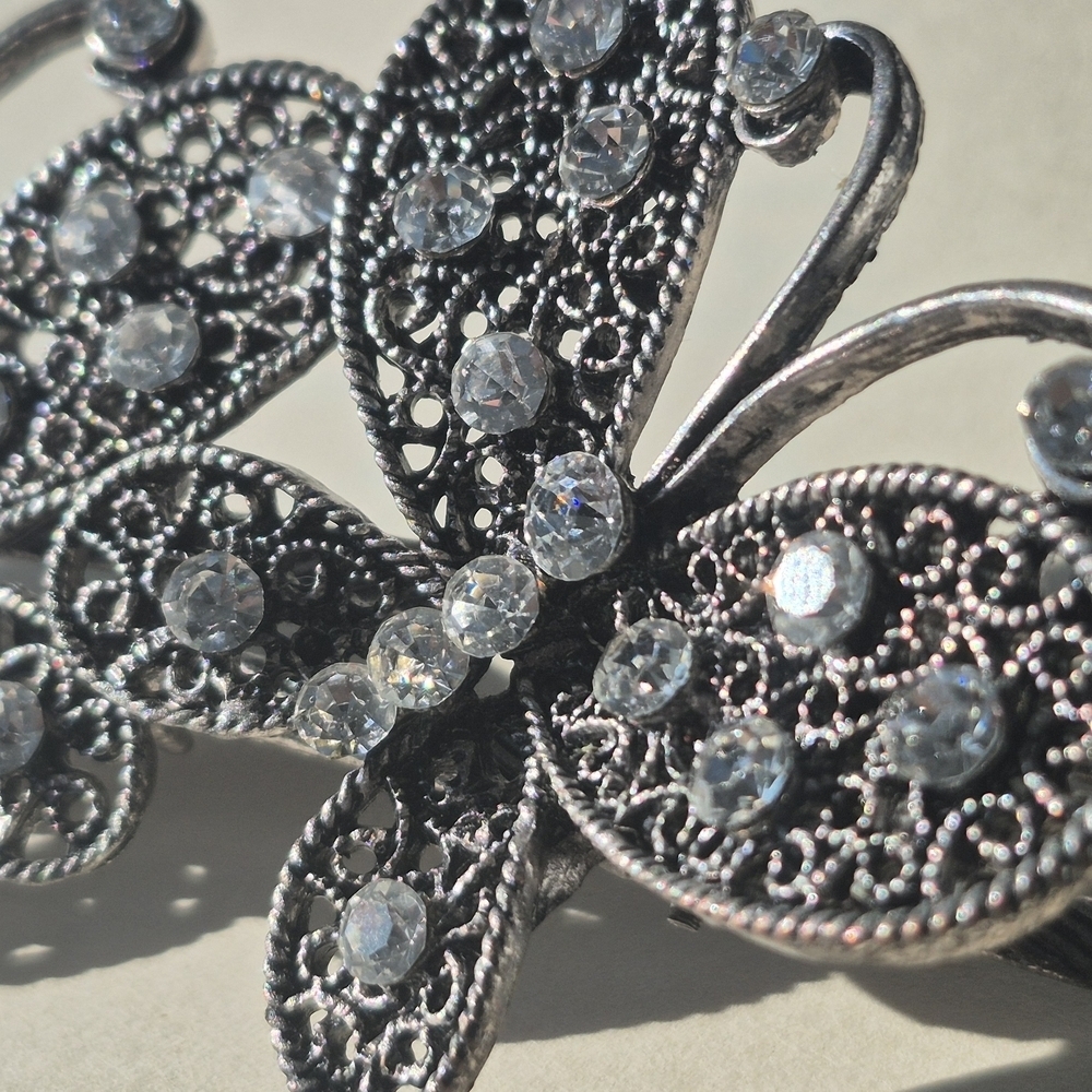 Silver Filigree Butterfly Hair Clip - Picture 3 of 8